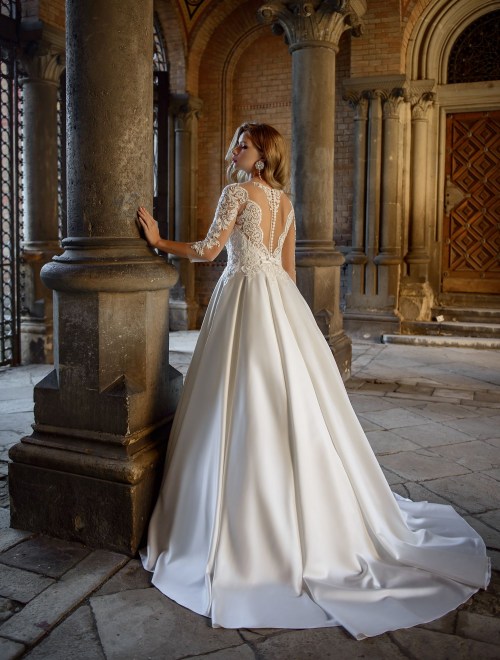 https://elisebride.ro/images/stories/virtuemart/product/VWD_SN_14       (3).jpg